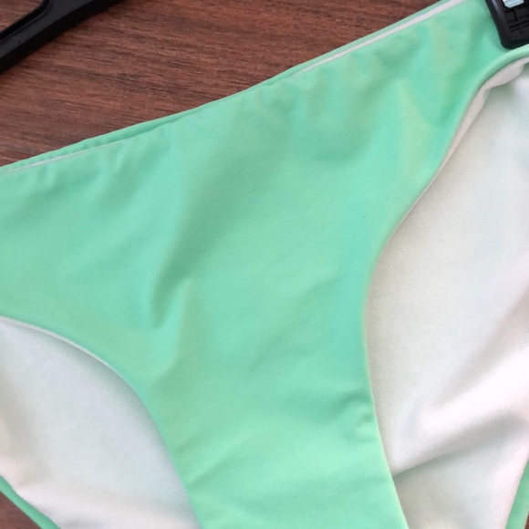 Gianni Bono Swim Bottoms Size Small. - Picture 3 of 4